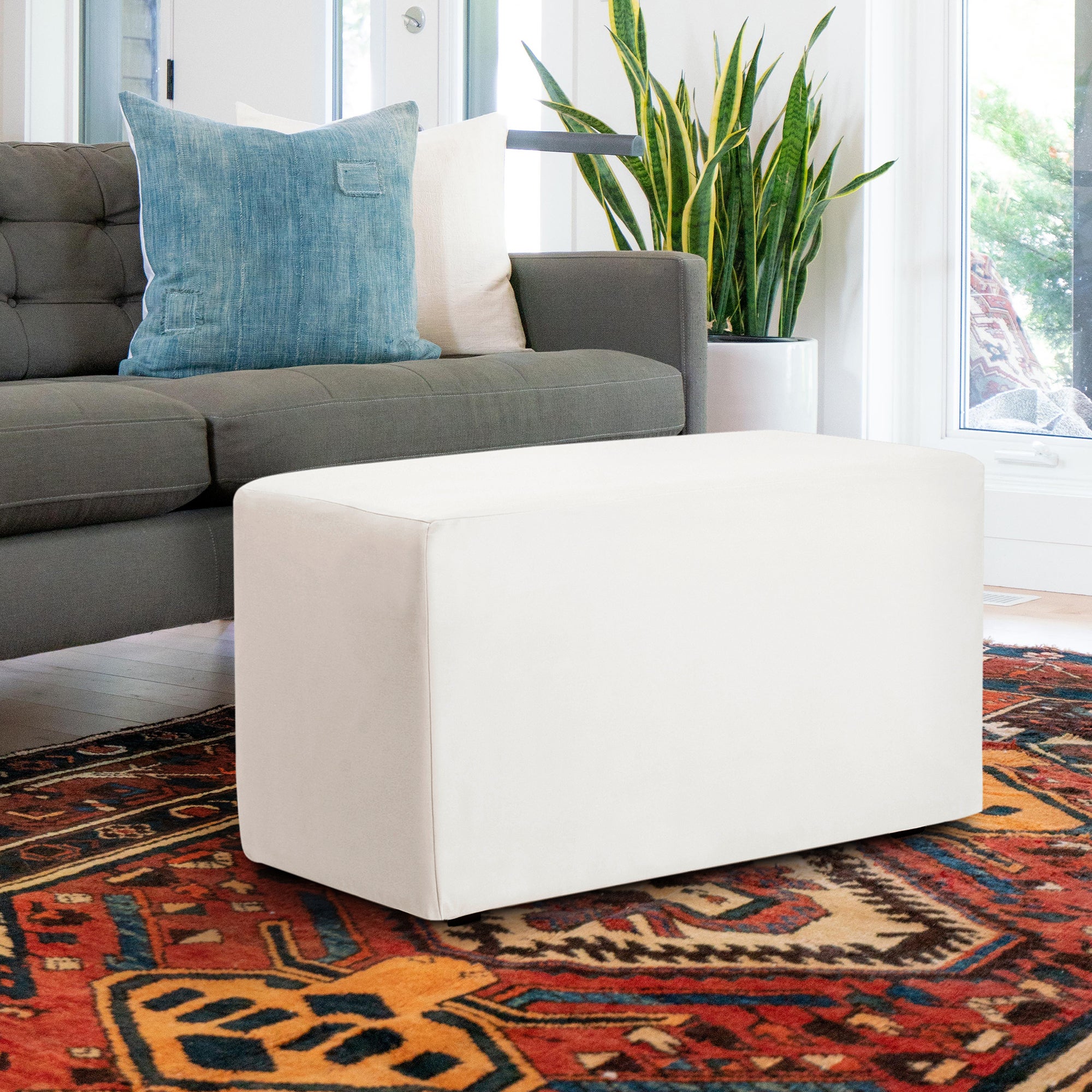 Howard Elliott Q130-944 Universal Bench Atlantis White Howard Elliott Q130-944 Universal Bench Atlantis White